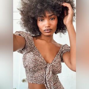 Lulus NWT Fiercely in Love Beige Leopard Print Tie-Front Crop Top Size Small